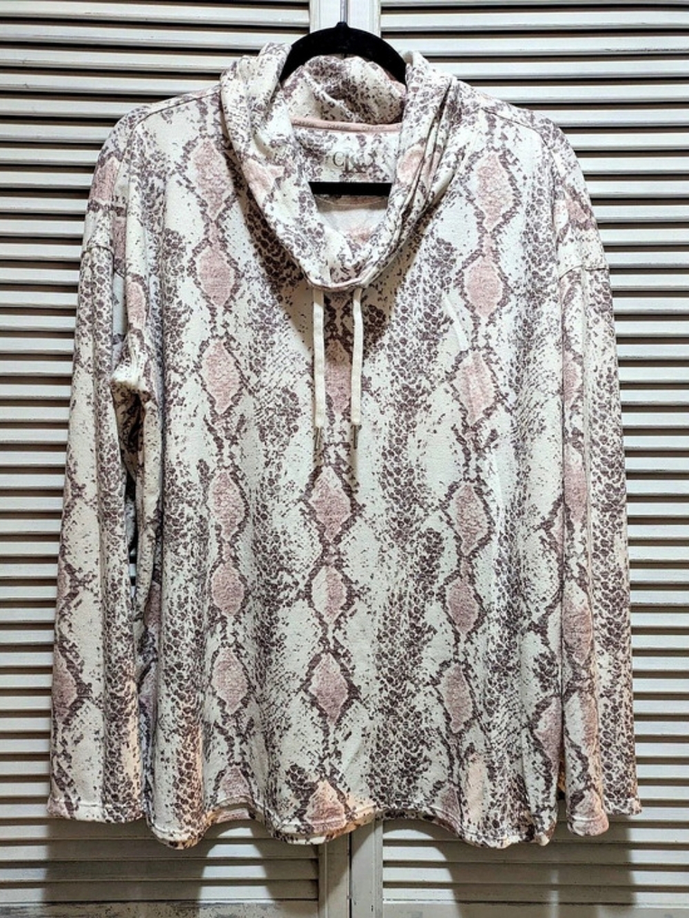 Calvin Klein Animal Print Cowl Neck Top in Mauve & White XL